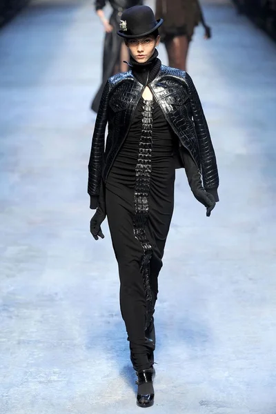 Look 52